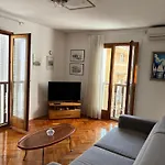 Apartment Old Town Mimi